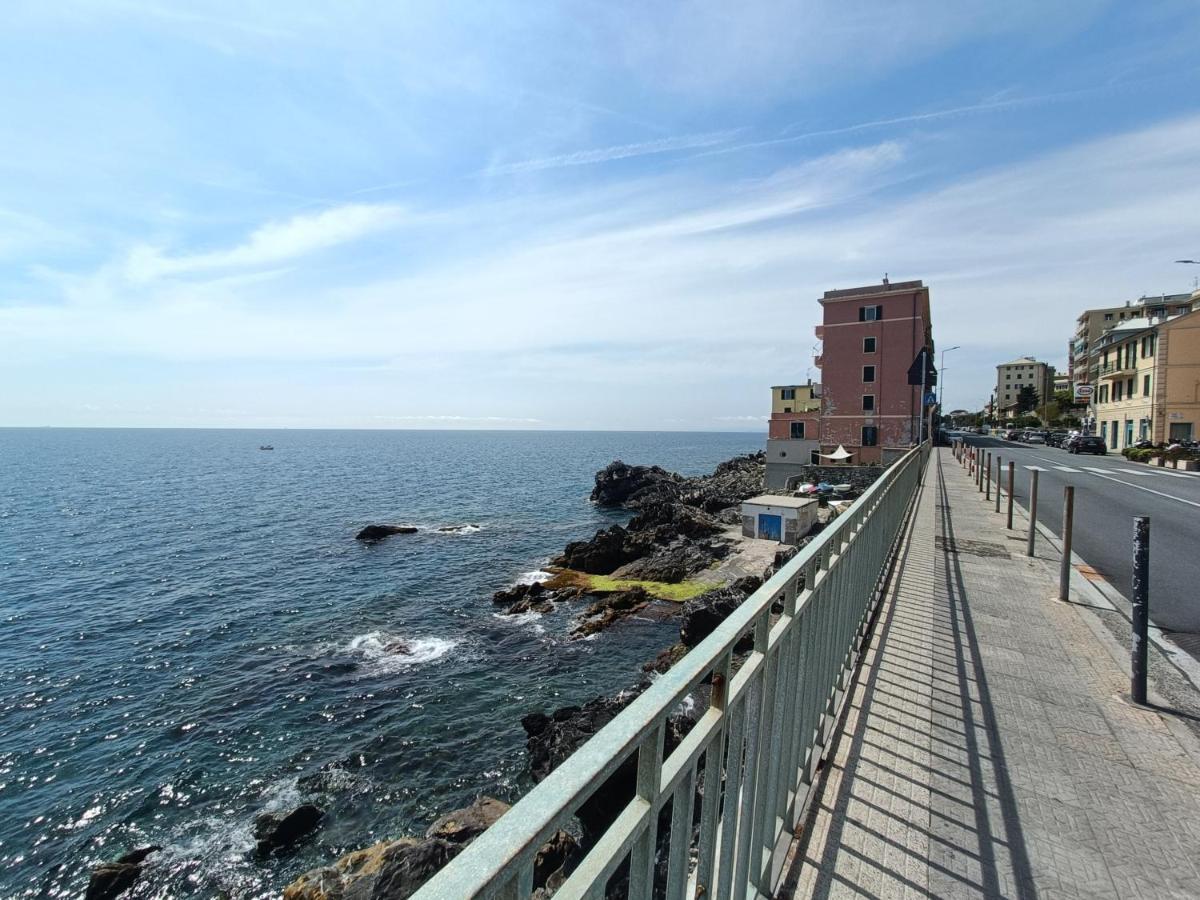 Incantevole Appartamento Genova Quinto Vicino Alla Spiaggia Exterior photo